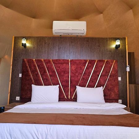 Wadi Rum Oscar Camp Екстер'єр фото
