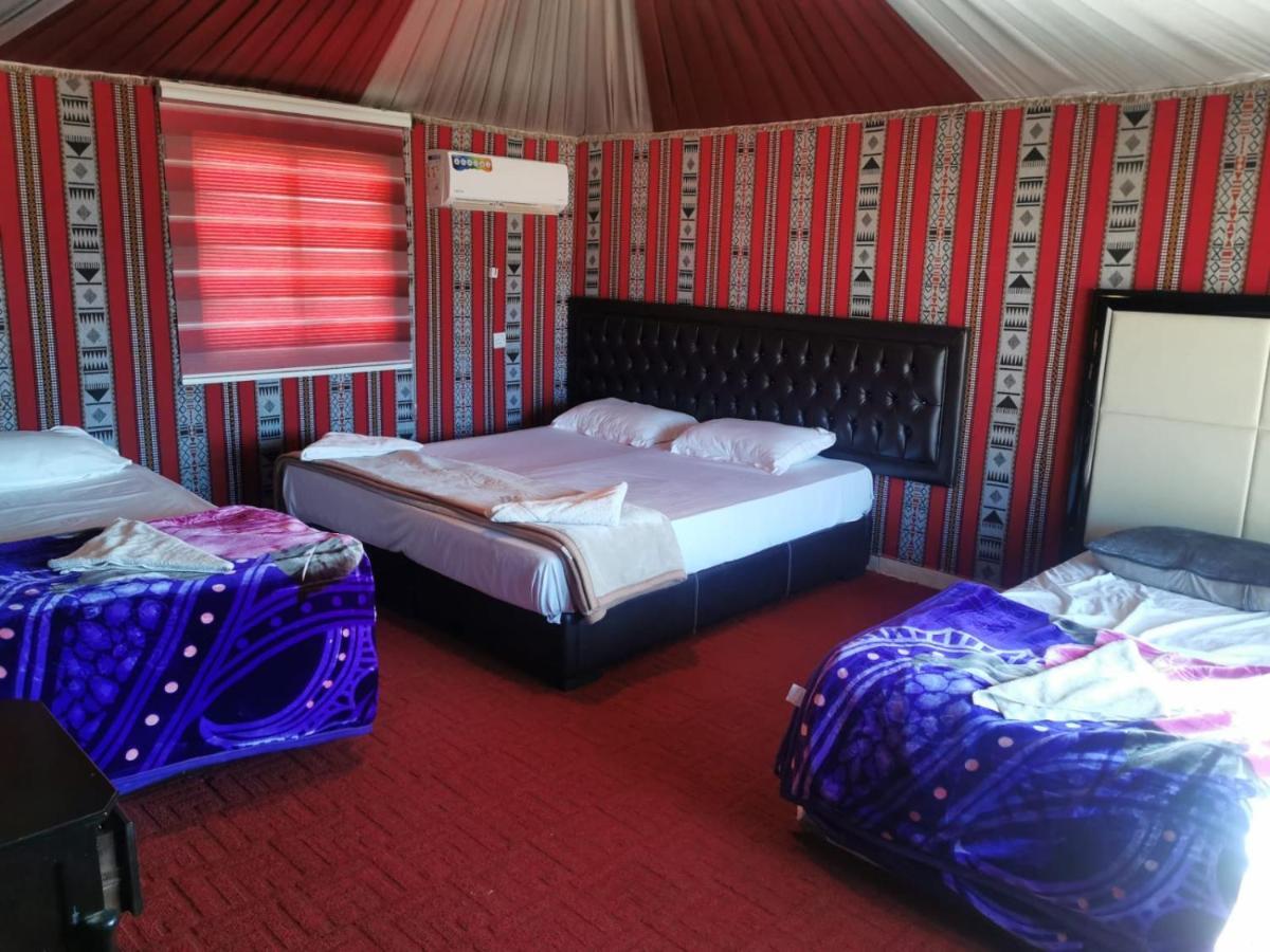 Wadi Rum Oscar Camp Екстер'єр фото