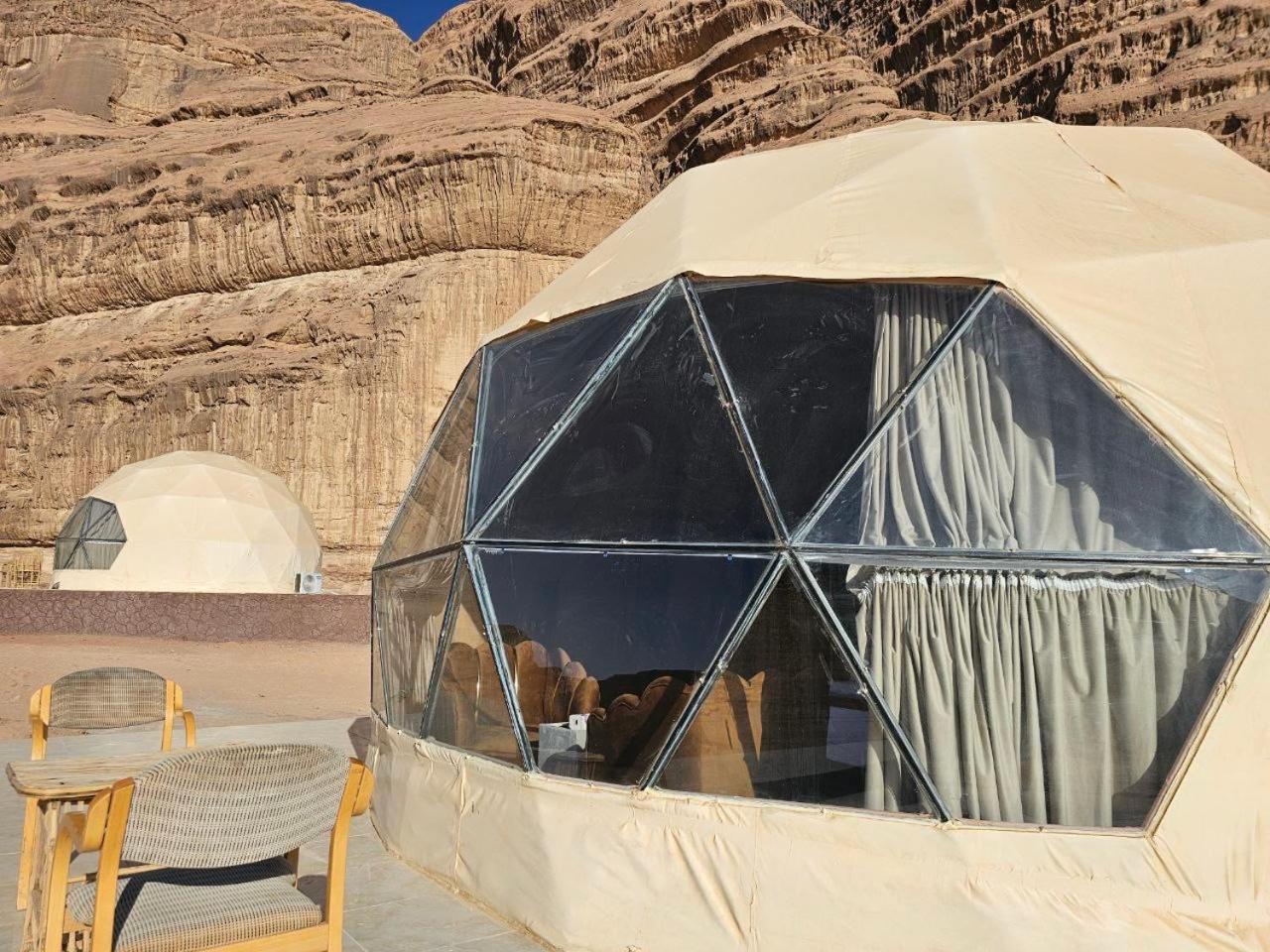 Wadi Rum Oscar Camp Екстер'єр фото
