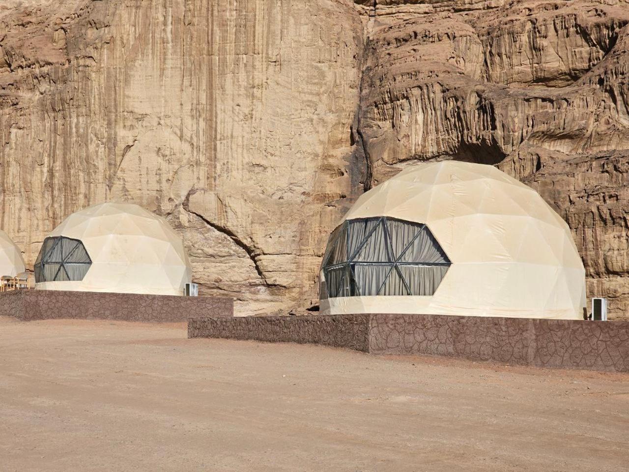 Wadi Rum Oscar Camp Екстер'єр фото