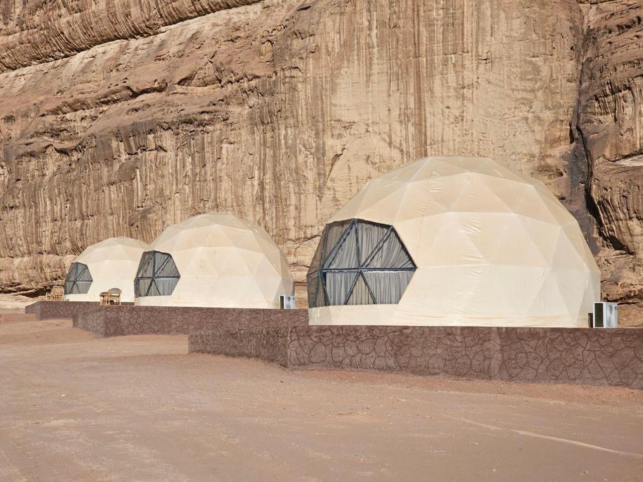 Wadi Rum Oscar Camp Екстер'єр фото