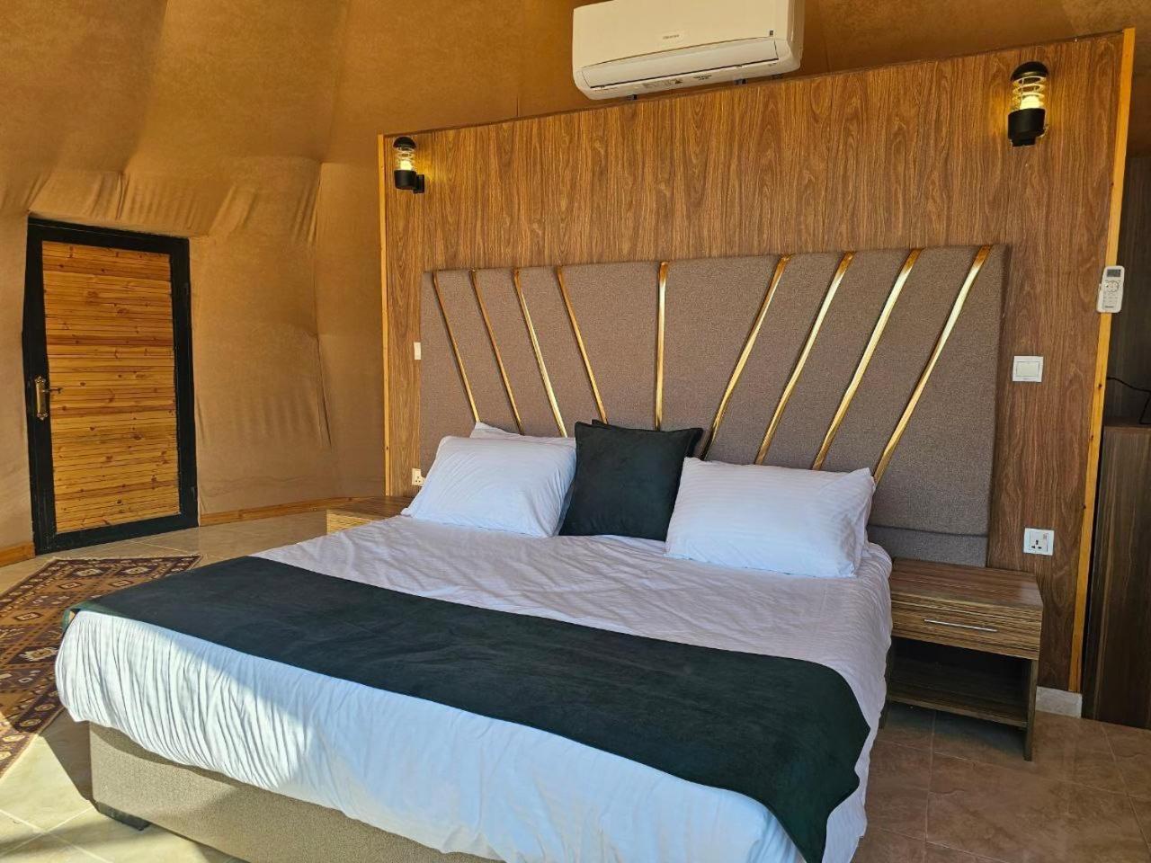 Wadi Rum Oscar Camp Екстер'єр фото