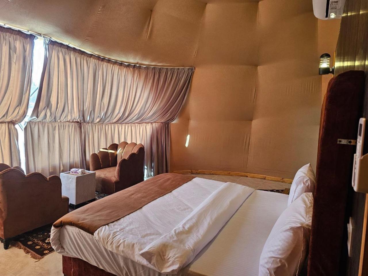Wadi Rum Oscar Camp Екстер'єр фото