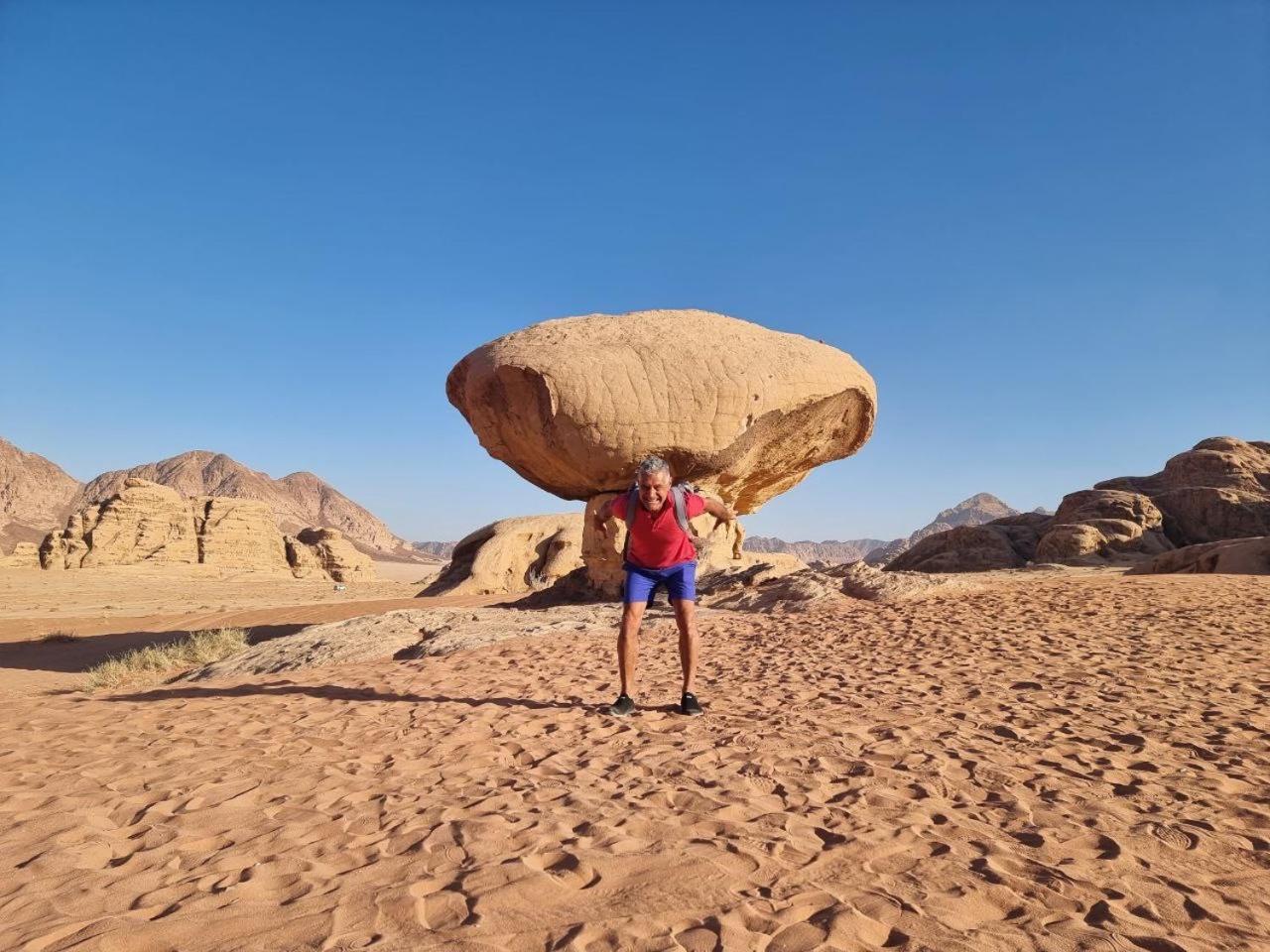 Wadi Rum Oscar Camp Екстер'єр фото